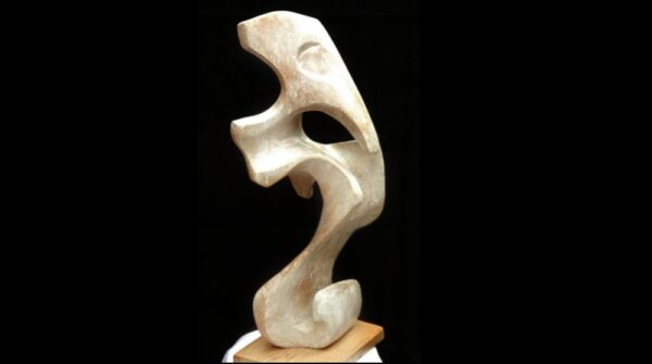 Escultura_talla_de_madera_del_escultor_roy_ledgard